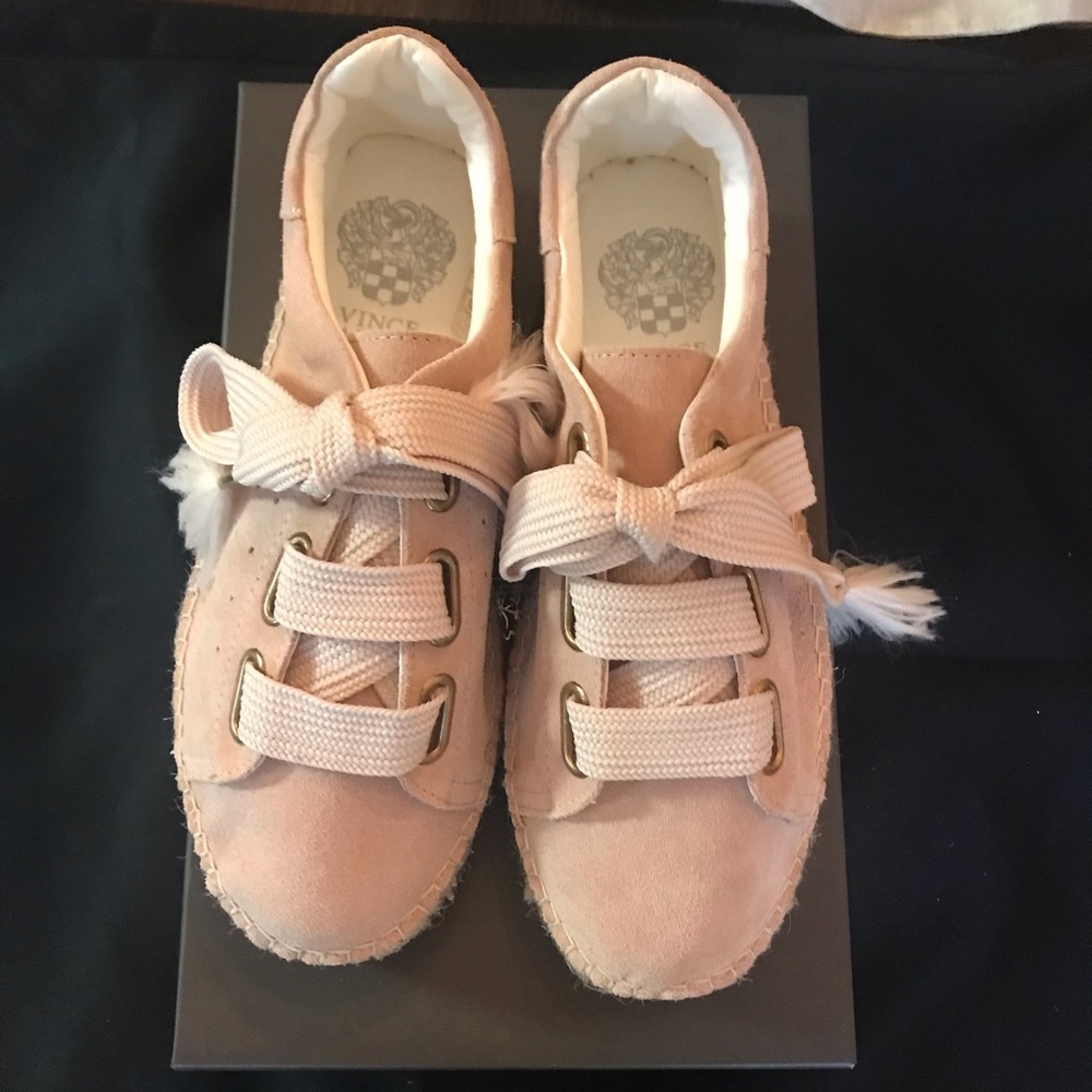 Vince Camuto Rose taupe suede shoes